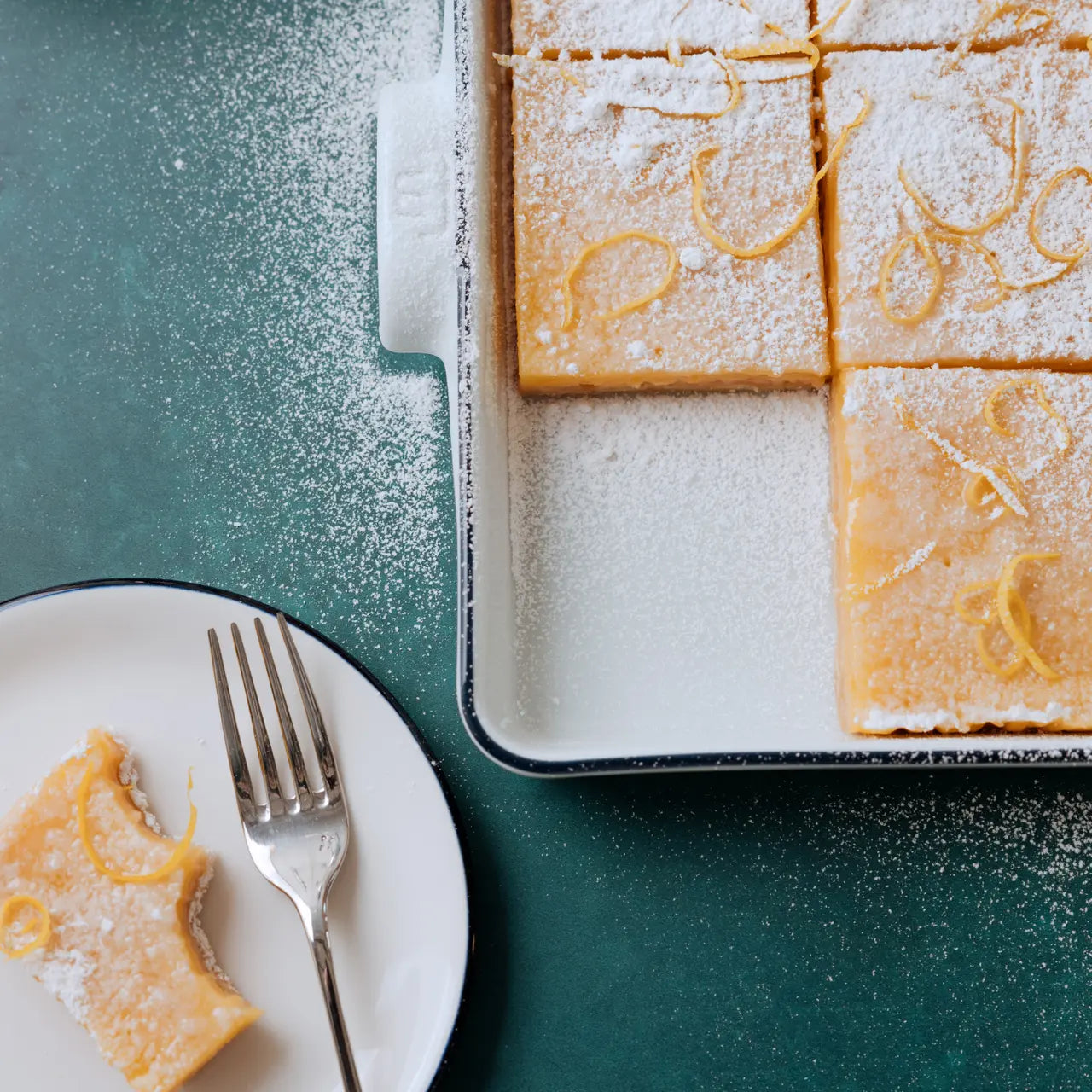 Made In Baking Slab - Navy Rim