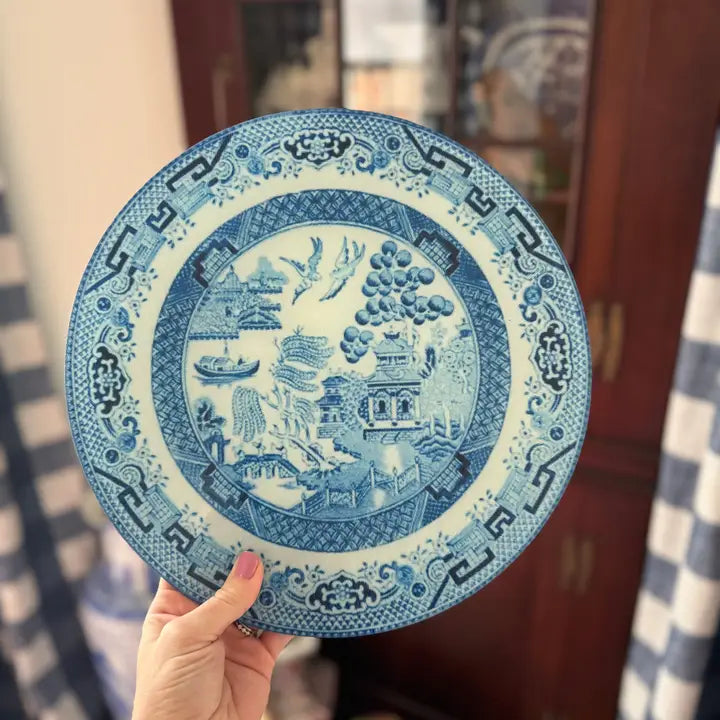 GRANDMILLENNIAL CHINA PLATE CUTTING BOARD- BLUE & WHITE