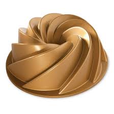 Nordic Ware 6 Cup Heritage Bundt Pan