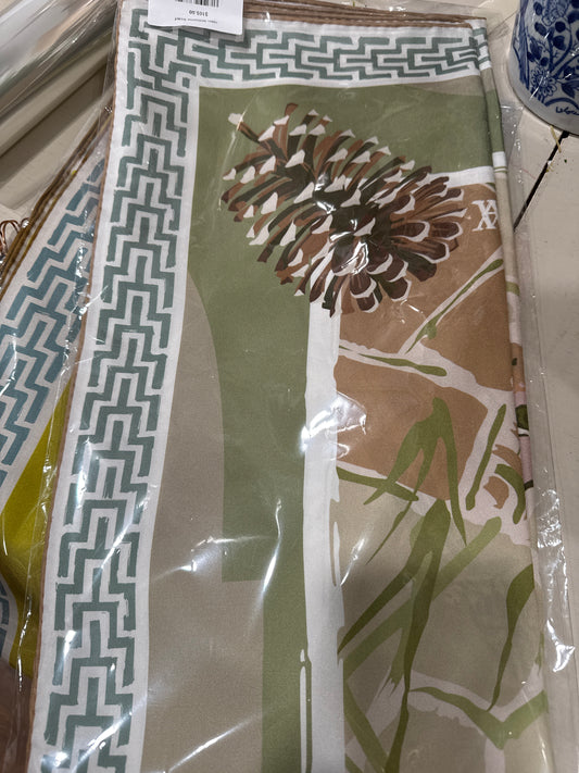 Austin Williams scarf