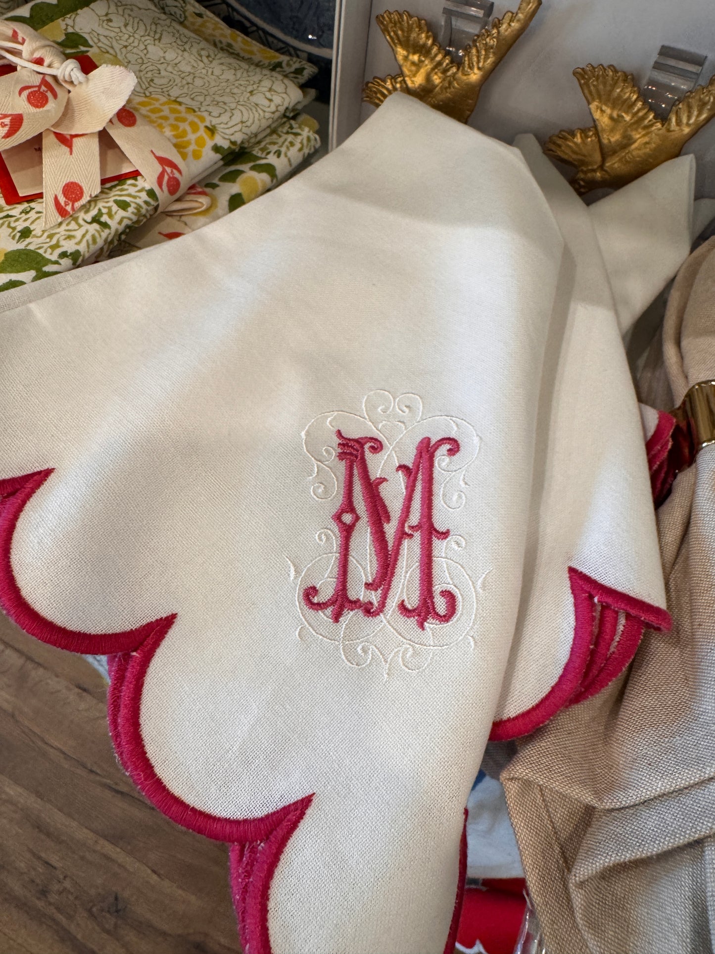 Custom M Monogram Napkin, S/4