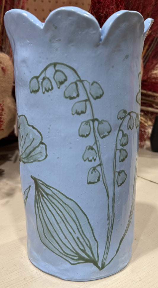 Bess art vase