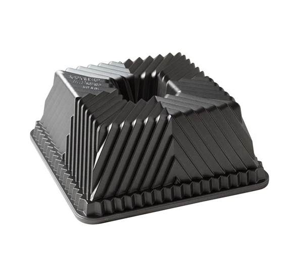Nordic Ware squared bundt baking pan