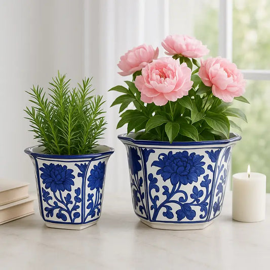 Fluted Chinoiserie Planter in Blue & White, 6"