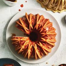 Nordic Ware Cut Crystal Bundt Pan